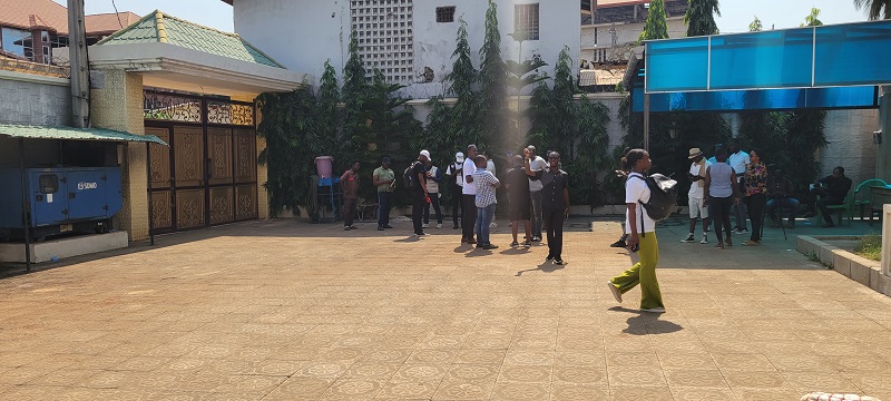 Urgent. Guinée, des journalistes séquestrés à la Maison de la presse à Conakry